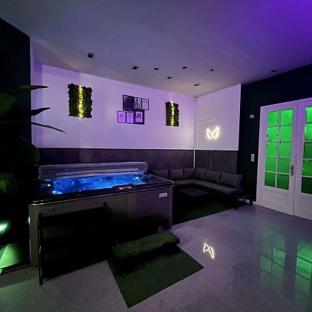 City Lounge Wellness Dison Luaran gambar